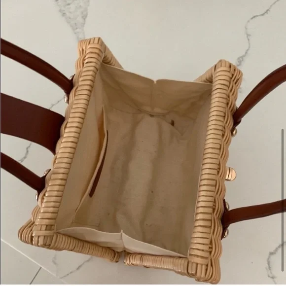 FOR LOVE AND LEMONS RARE BASKET BAG / PURSE - Picture 3 of 4